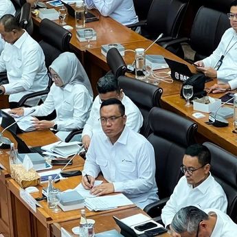 Pertamina Targetkan Laba Bersih Rp54 Triliun pada 2025