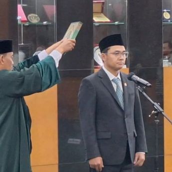 Fauqi Hapidekso Resmi Dilantik Sebagai Anggota MPR Gantikan Gus Alam
