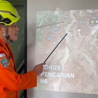 Tim SAR Intensifkan Pencarian 7 Korban Longsor Cilacap di Tiga Titik