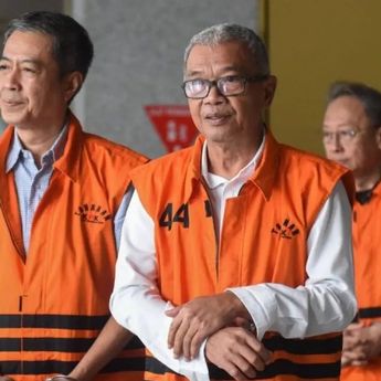 KPK Limpahkan Berkas 8 Tersangka Kasus RPTKA ke JPU