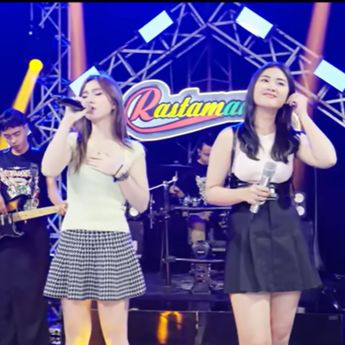 Dike Sabrina dan Leona Zhen Tampil Menawan di Program Musik Soundcore