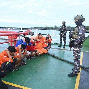 Operasi Gabungan Laut–Udara TNI Berhasil Amankan Dua Kapal Pembawa Pasir Timah Ilegal