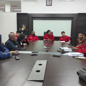 Rudyono Darsono Turun Tangan Tengahi Perkara Skorsing Mahasiswa UTA '45 Jakarta