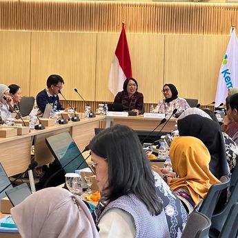 Tim Koordinasi Lintas Kementerian dan Lembaga Bahas Kebutuhan Ahli Gizi MBG dan Percepatan SLHS