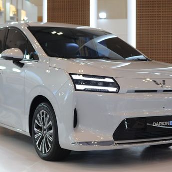 Wuling Resmi Serahkan Darion ke Konsumen di GJAW 2025