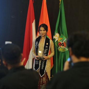 Freeport Apresiasi Generasi Muda dari Suku Amungme dan Kamoro Raih Gelar Dokter