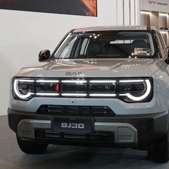 100 Unit BAIC BJ30 Hybrid Batch Pertama Resmi Diserahkan kepada Konsumen