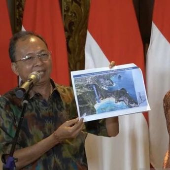 Gubernur Bali Hentikan Proyek Lift Kaca di Pantai Kelingking