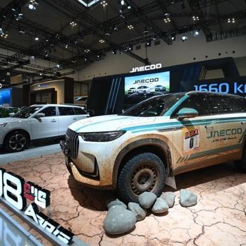 JAECOO Hadirkan Model Hybrid J7 SHS dan J8 SHS ARDIS di GJAW 2025