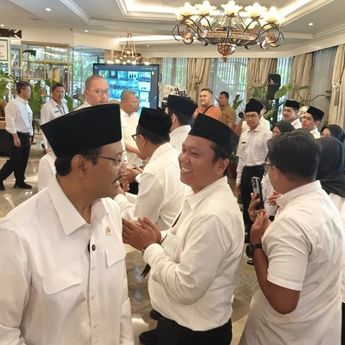 860 Guru Sekolah Rakyat Dilantik, Mensos Tegaskan Komitmen Pendidikan Inklusif