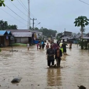 BPBD Sumut: 13 Korban Tewas Akibat Banjir dan Longsor 7 Kabupaten/Kota