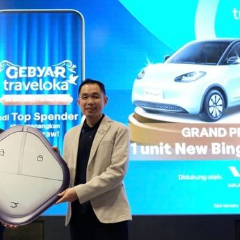 Wuling Serahkan New BinguoEV Pro sebagai Grand Prize Gebyar Traveloka 2025