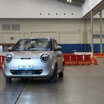 GJAW 2025 Hadirkan Pengalaman Berkendara Mobil Listrik Lebih Nyaman di New Indoor Test Drive