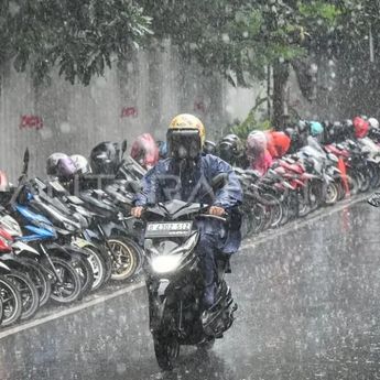 Hujan Ringan Bakal Guyur Jakarta Kamis Sore hingga Malam