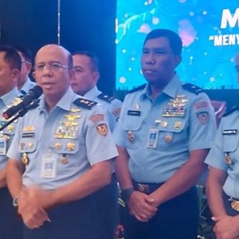 Akses Listrik dan Internet Terputus, TNI AU Kirim Genset dan Starlink ke Sumut