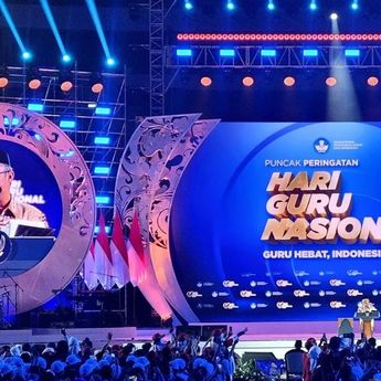 Di Puncak HGN 2025, Mendikdasmen Sampaikan Kenaikan Kesejahteraan Guru