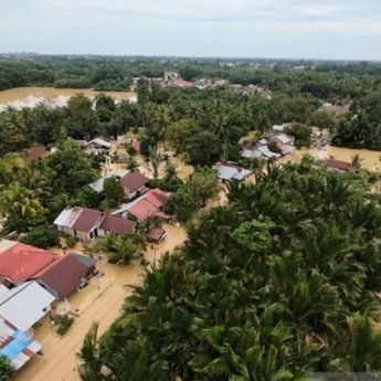 Istri Gubernur Aceh 2 Hari Kejebak Banjir, Sampai Tidur di SPBU