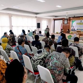 Menhaj Gus Irfan Sosialisasikan Persiapan Haji 2026 di Madiun, Tekankan Integritas Pelayanan