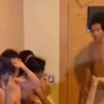 Polisi Malaysia Gerebek Spa Gay, Ratusan Orang Diamankan Ada Guru Sampai Pejabat