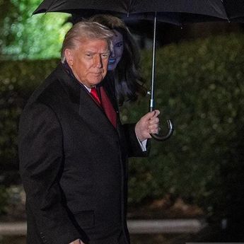 Ketegangan AS–Venezuela Meningkat, Trump Akui Berkomunikasi dengan Maduro