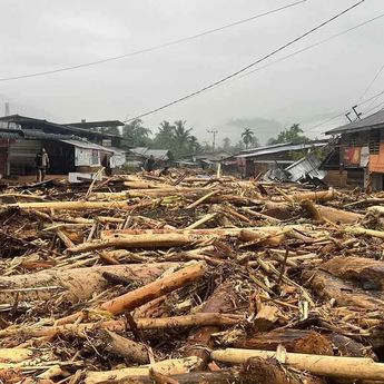 83 Rumah di Aceh Timur Hilang Disapu Banjir, Warga Bertahan Tanpa Tempat Tinggal