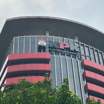 KPK Periksa Direktur PUPH Kemenhut Khairi Wenda Terkait Kasus Suap Inhutani V