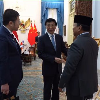 Prabowo dan Wang Huning Bahas Kelahiran Anak Panda Bernama Rio di Istana