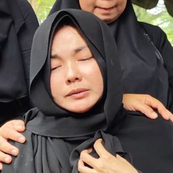 Epy Kusnandar Nekat Merangkak Turun Apartemen untuk Temui Istrinya di Warung Sebelum Meninggal