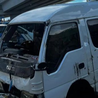 Mobil Travel Terguling di Bali, 13 Turis China Alami Luka-Luka