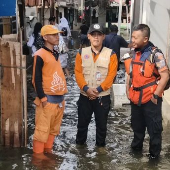Banjir Rob Masih Genangi 1 RT di Penjaringan pada Jumat Sore
