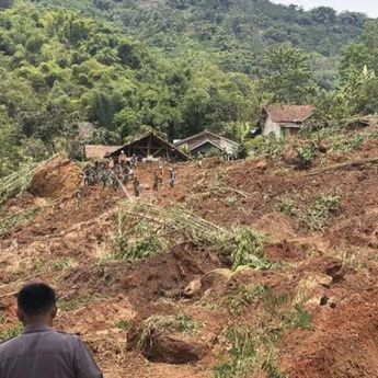 Tim SAR Terus Cari 3 Korban Longsor di Arjasari Bandung