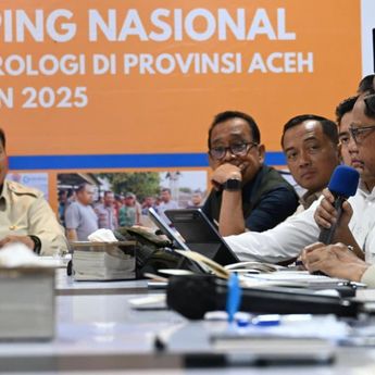 Prabowo Alokasikan Rp4 Miliar per Kabupaten/Kota untuk Kebutuhan Popok Bayi dan Perempuan Terdampak Bencana