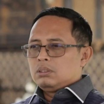 Hasan Nasbi Imbau Publik Tidak Tergesa Menuding Akar Banjir di Sumatera