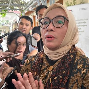 Menteri PPPA Tegaskan Kebutuhan Perempuan dan Anak di Lokasi Bencana Mulai Terpenuhi