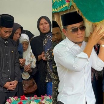 Tangis Gus Miftah Saat Antar Jenazah Sang Ayah ke Pemakaman