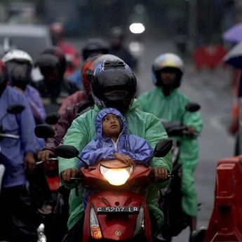 BMKG Ingatkan Potensi Hujan Lebat Sepekan di Jawa Barat