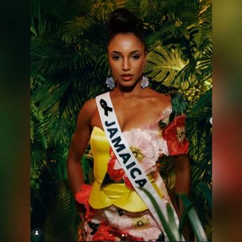 Miss Jamaica Alami Pendarahan Akibat Jatuh dari Panggung Kompetisi Miss Universe