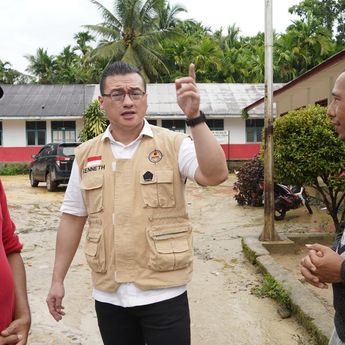 Bantu Korban Bencana, Anggota DPRD DKI Dirikan Dapur Umum di Tapteng