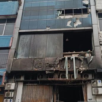 Puslabfor Polri Kembali Lakukan Olah TKP Kebakaran Ruko Terra Drone