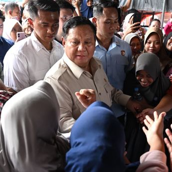 TNI–Polri Jadi Garda Terdepan, Prabowo Pastikan Penanganan Bencana Dipercepat