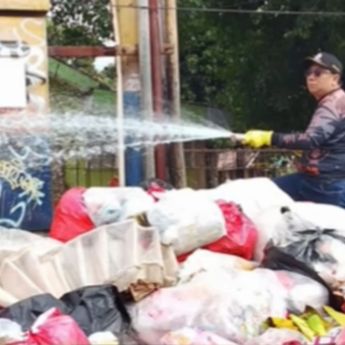 Sampah Menumpuk di Ciputat dan Serpong, Jalanan Tangsel Diselimuti Bau Menyengat