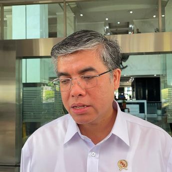 UMP 2026 Tunggu Restu Prabowo, Menaker: Nanti Saya Kasih Surprise