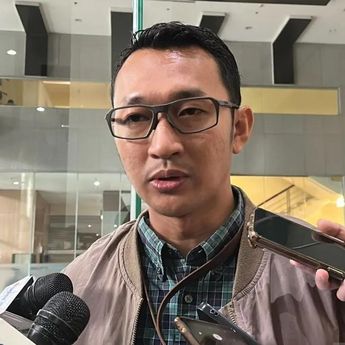 Ayah Bupati Bekasi Turut Diamankan dalam OTT KPK