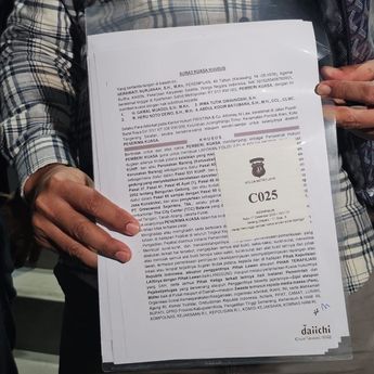 Korban Pecahan Kaca Gedung TCC Tempuh Jalur Hukum, Soroti Keselamatan Bangunan