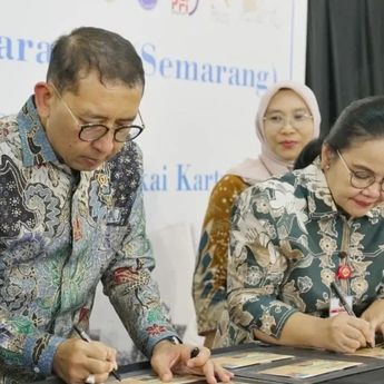 Menbud Fadli Zon: Kartu Pos Menjadi Media Penting Merekam Sejarah