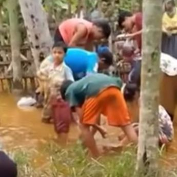 Viral Temuan Solar Keluar dari Tanah di Aceh Timur Pasca Banjir