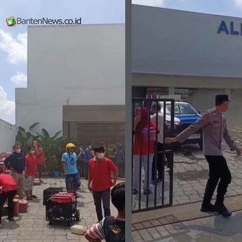 VIDEO: Toko Swalayan Almond Kebakaran