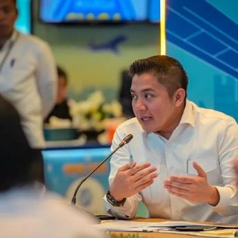 Seskab Umumkan Diskon Tiket Kereta hingga Pesawat Selama Libur Natal dan Tahun Baru