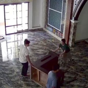 Kalah Pemilihan Ketua RT, Warga Kendari Ambil Lagi Mimbar Masjid yang Dihibahkan