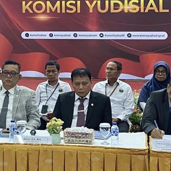 KY Selesaikan Pemeriksaan Laporan Etik Hakim Perkara Tom Lembong